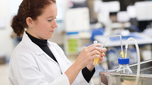 Liquid semen lab